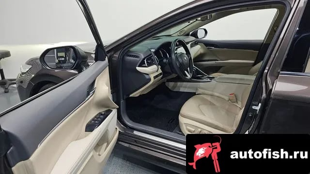 Toyota Camry Camry (XV70) 2018 года - вид 10
