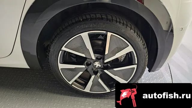 Peugeot 208 e-208 second Generation 2022 года - похожие автомобили