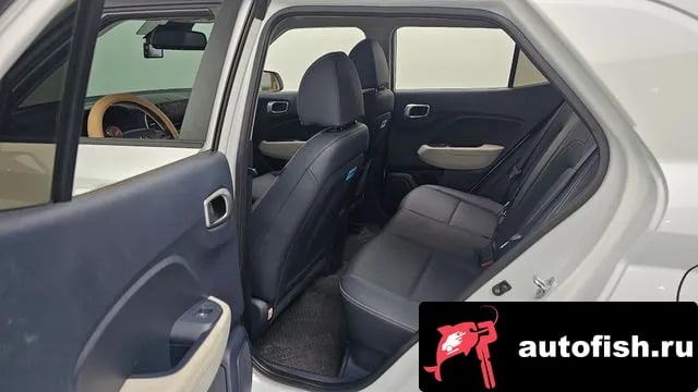 Hyundai Venue Venue 2021 года - похожие автомобили