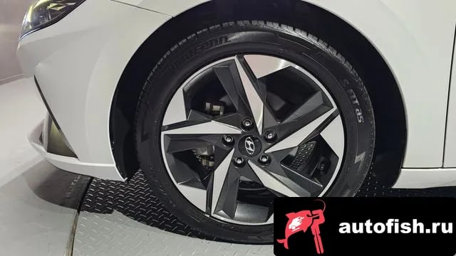 Hyundai AVANTE Avante (CN7) 2021 года - вид 5