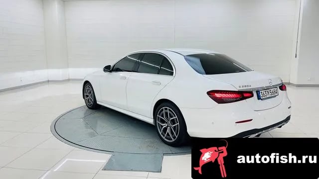 Mercedes-Benz E-Class E-Class W213 2023 года - вид 3