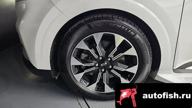 Kia Carnival Carnival 4th generation 2020 года - вид 5