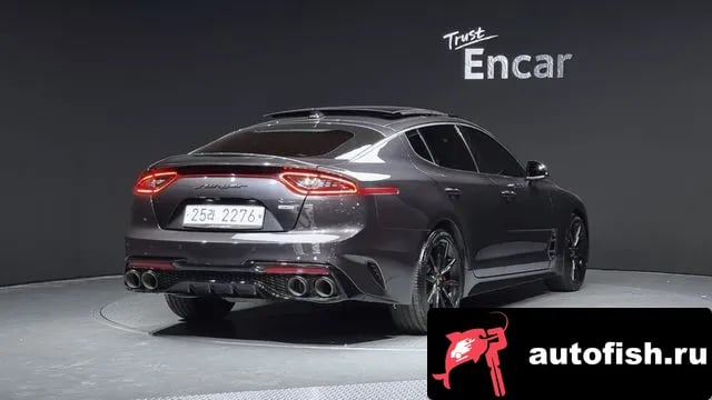 Kia Stinger Stinger 2017 года - похожие автомобили