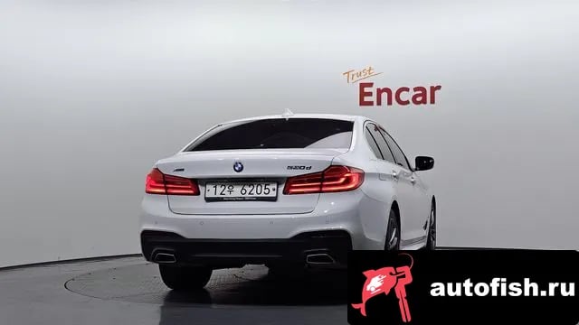 BMW 5-Series 5 Series (G30) 2018 года - вид 4