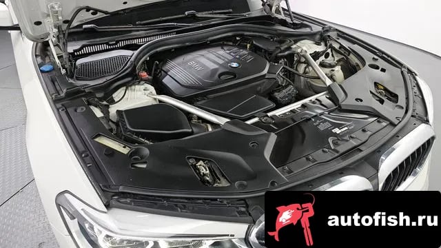 BMW 5-Series 5 Series (G30) 2018 года - вид 6