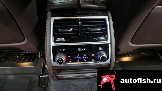 BMW 7-Series 7 Series (G11) 2021 года - похожие автомобили