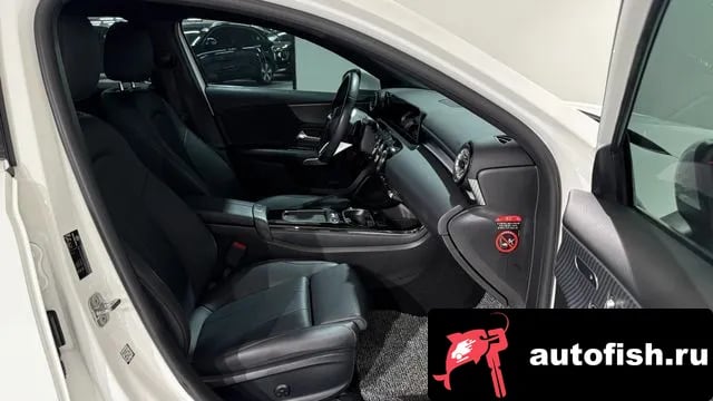 Mercedes-Benz A-Class A-Class W177 2023 года - похожие автомобили