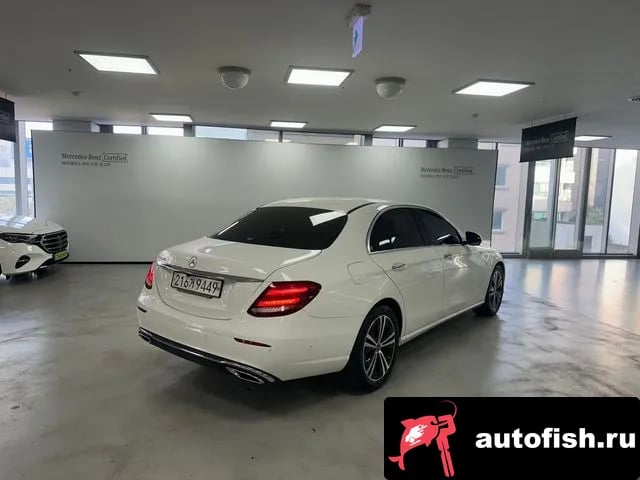 Mercedes-Benz E-Class E-Class W213 2020 года - похожие автомобили