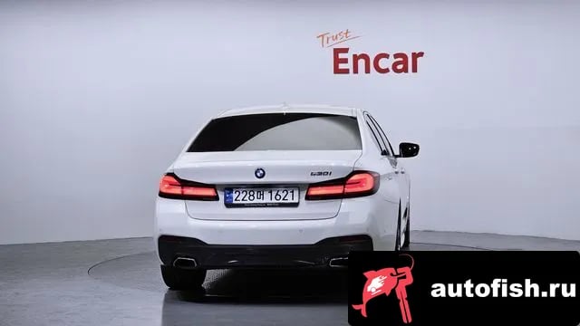 BMW 5-Series 5 Series (G30) 2021 года - вид 4
