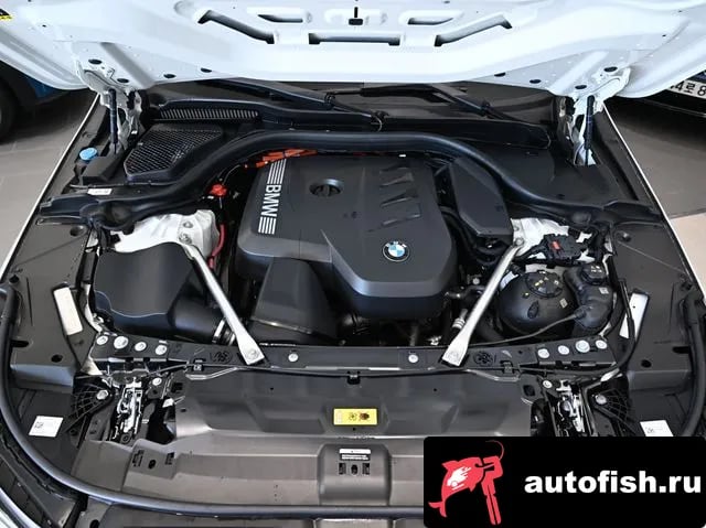 BMW 5-Series 5 Series (G60) 2025 года - вид 6