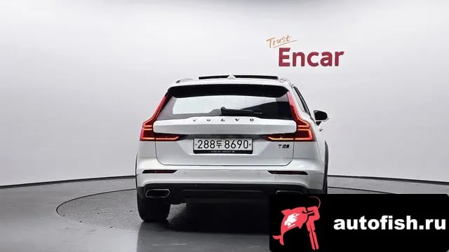 Volvo V60 V60 Cross-country 2nd Generation 2019 года - вид 4