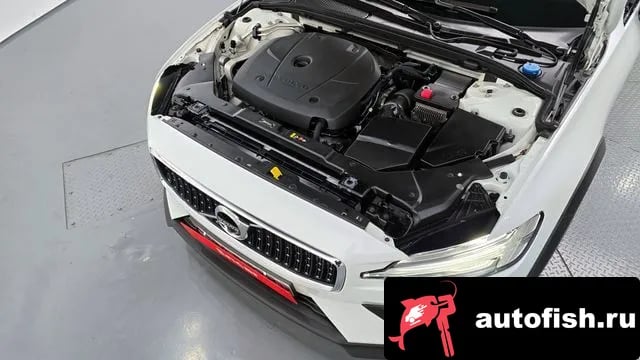 Volvo V60 V60 Cross-country 2nd Generation 2019 года - похожие автомобили