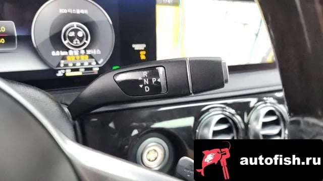 Mercedes-Benz S-Class S-Class W222 2018 года - похожие автомобили