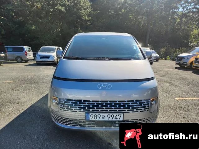 Hyundai Staria Staria 2021 года - похожие автомобили