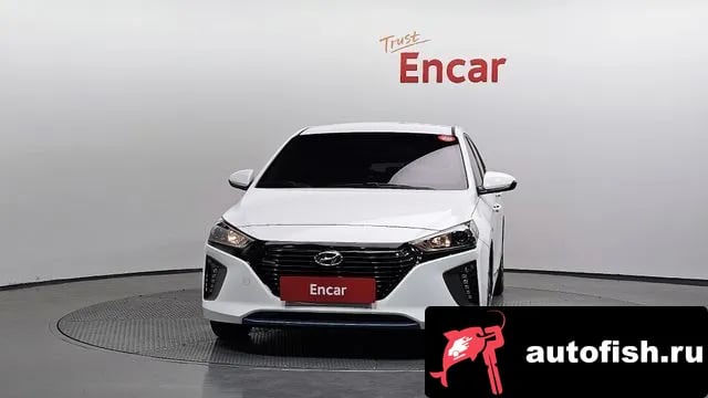 Hyundai Ioniq Ionic Hybrid 2018 года - вид 3