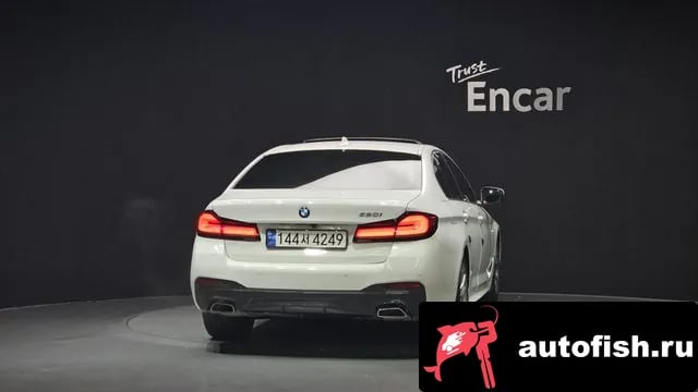 BMW 5-Series 5 Series (G30) 2020 года - вид 4