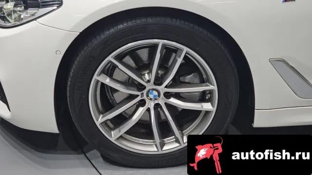 BMW 5-Series 5 Series (G30) 2020 года - вид 5