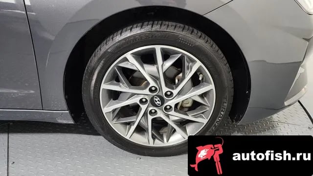 Hyundai AVANTE The New Avante AD 2019 года - вид 5