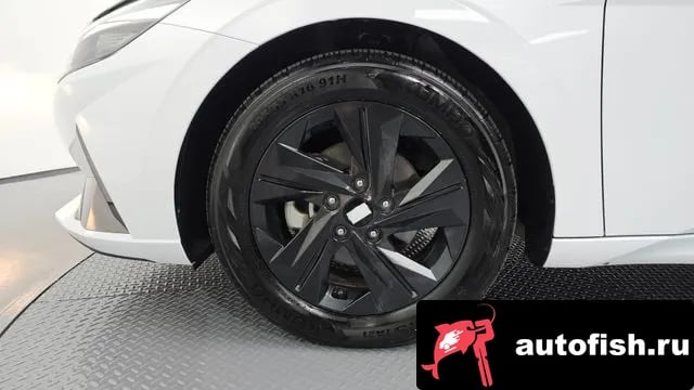 Hyundai AVANTE Avante (CN7) 2022 года - вид 5