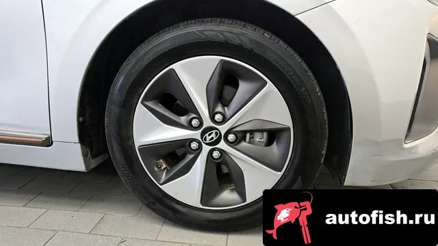 Hyundai Ioniq Ionic Electric 2018 года - вид 5