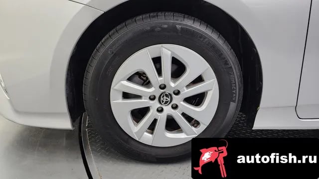 Toyota Prius Prius 4th Generation 2018 года - вид 5