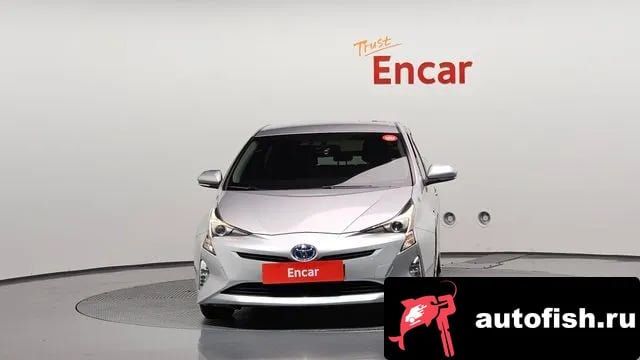 Toyota Prius Prius 4th Generation 2016 года - вид 3