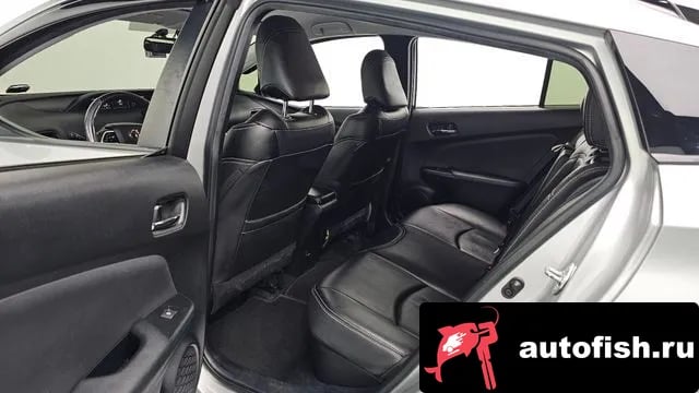 Toyota Prius Prius 4th Generation 2016 года - вид 12