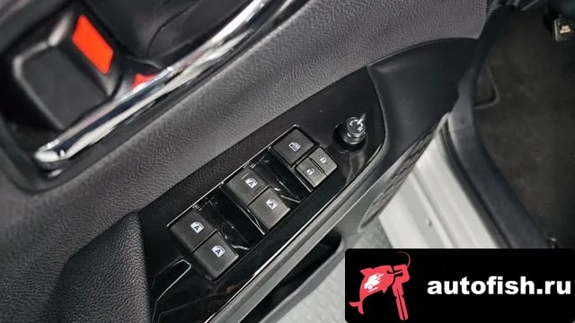 Toyota Prius Prius 4th Generation 2016 года - вид 17