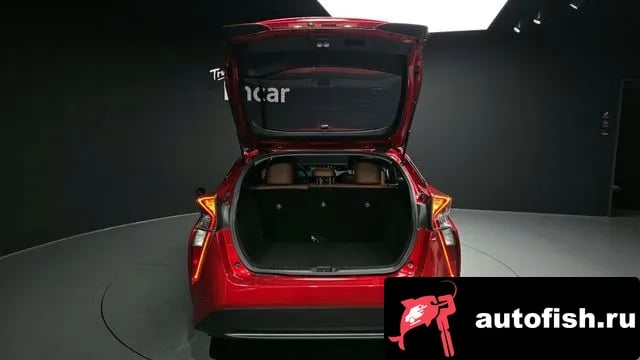 Toyota Prius Prius 4th Generation 2018 года - вид 20