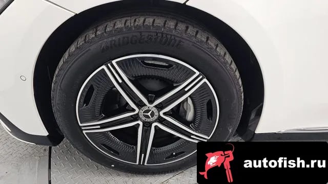 Mercedes-Benz EQE EQE V295 2024 года - вид 5