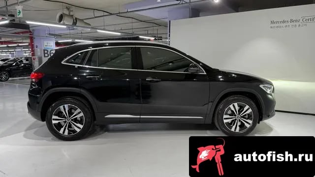 Mercedes-Benz GLA-Class GLA - Class H247 2021 года - вид 3