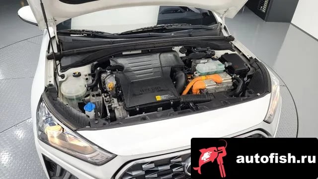 Hyundai Ioniq The New Ionic Hybrid 2019 года - вид 6