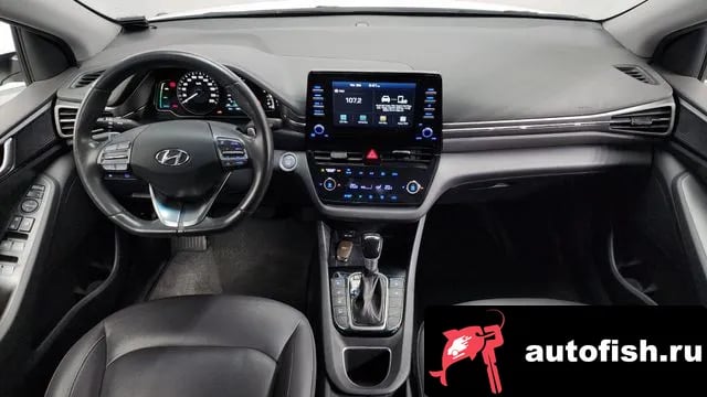 Hyundai Ioniq The New Ionic Hybrid 2019 года - похожие автомобили