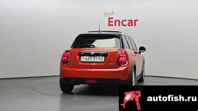 Mini Cooper Cooper 2019 года - вид 4