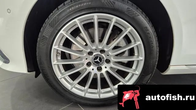 Mercedes-Benz E-Class E-Class W213 2021 года - похожие автомобили