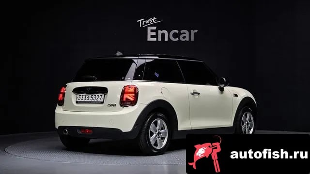 Mini Cooper Cooper 2020 года - вид 2