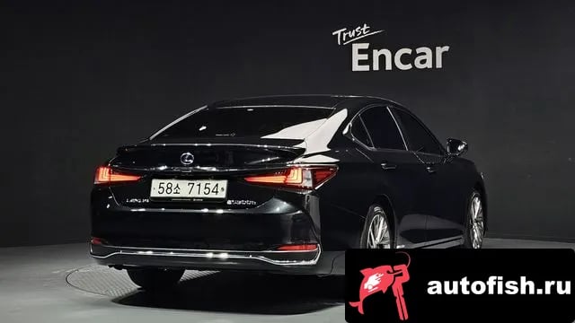 Lexus ES ES300h 7th generation 2019 года - вид 2