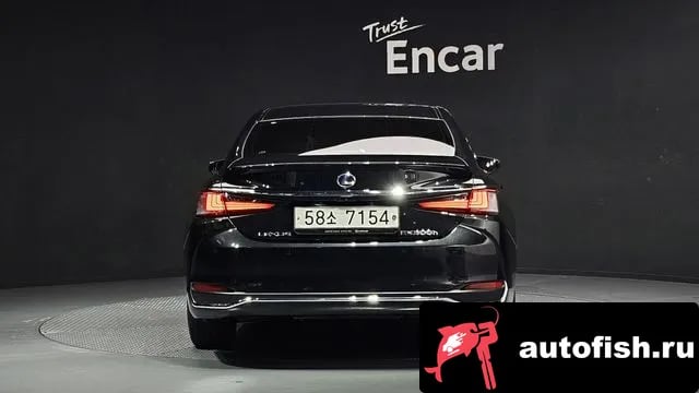 Lexus ES ES300h 7th generation 2019 года - вид 4