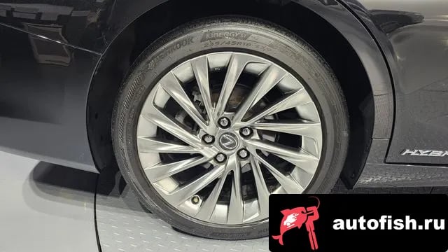 Lexus ES ES300h 7th generation 2019 года - вид 5