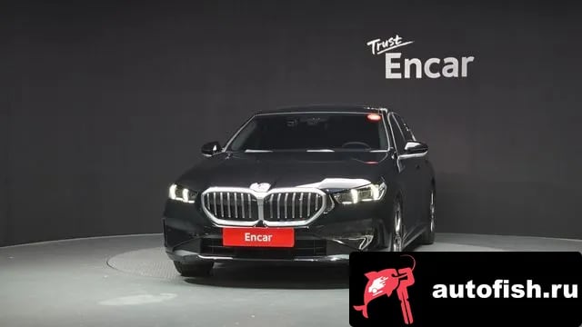 BMW 5-Series 5 Series (G60) 2023 года - вид 3