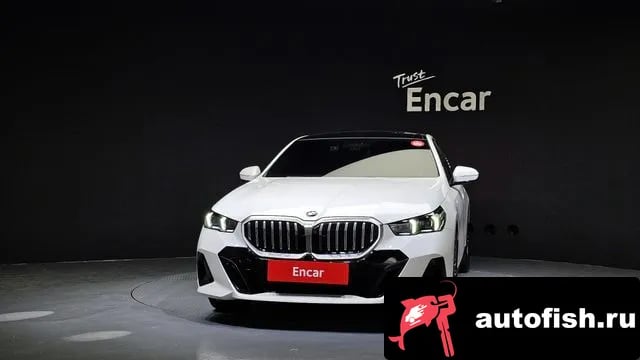 BMW 5-Series 5 Series (G60) 2025 года - вид 3