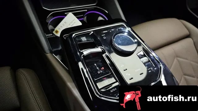 BMW 5-Series 5 Series (G60) 2025 года - похожие автомобили