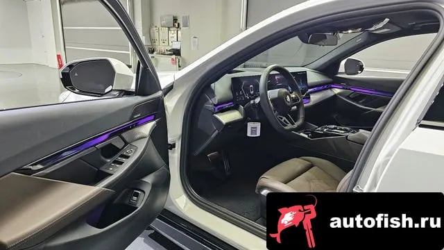 BMW 5-Series 5 Series (G60) 2025 года - вид 10