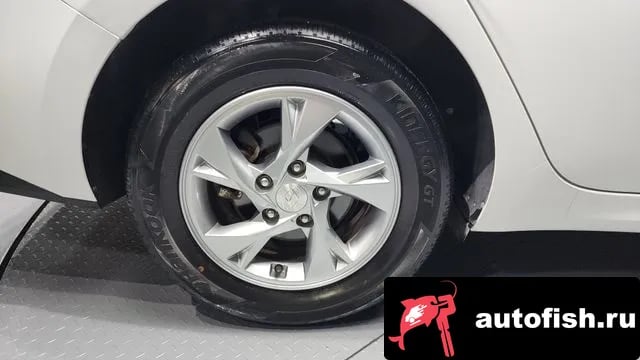 Hyundai AVANTE Avante (CN7) 2020 года - вид 5