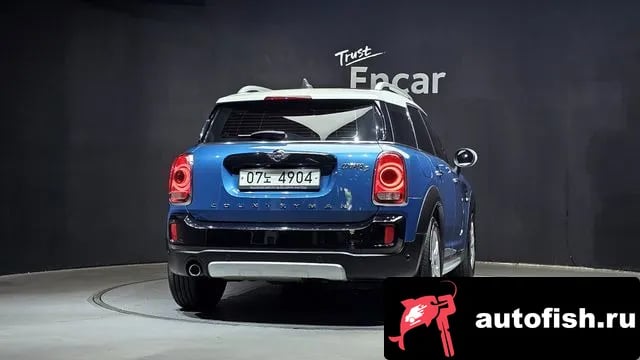 Mini Countryman Cooper D Country Man 2018 года - вид 4
