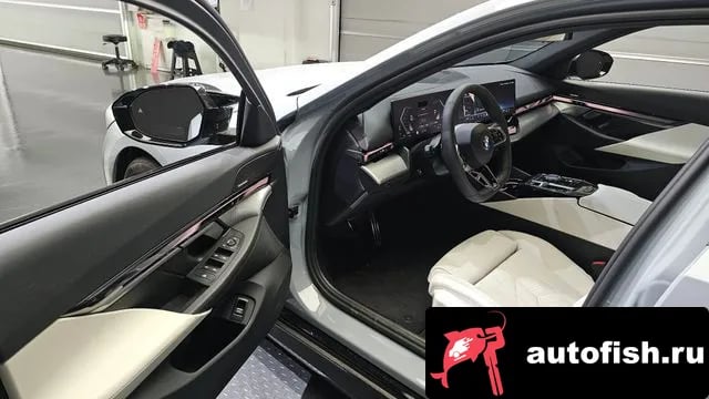 BMW 5-Series 5 Series (G60) 2025 года - вид 10