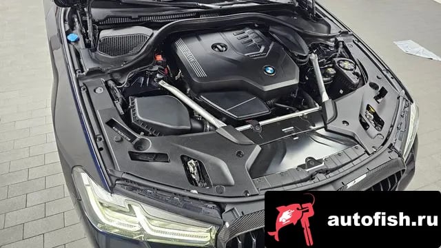 BMW 5-Series 5 Series (G30) 2022 года - вид 6
