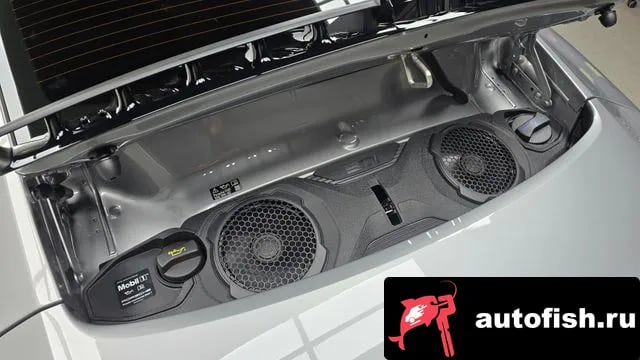 Porsche 911 911 (992) 2025 года - вид 6