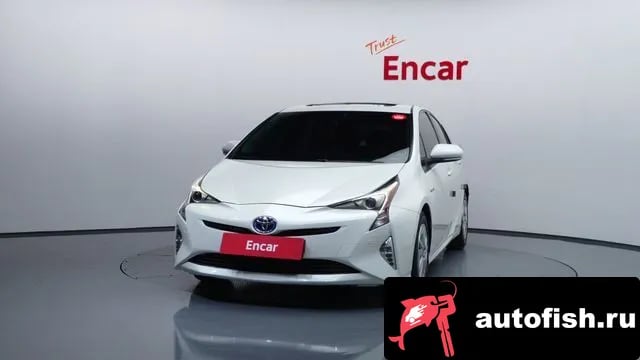 Toyota Prius Prius 4th Generation 2016 года - вид 3