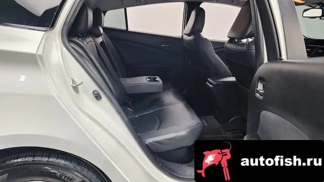 Toyota Prius Prius 4th Generation 2016 года - вид 12